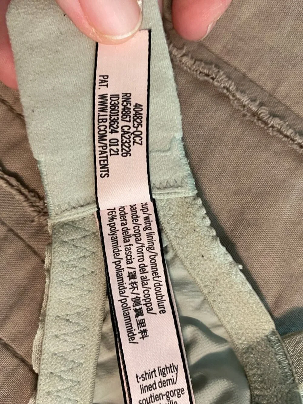 Victoria’s Secret - 36DDD - Lightly Lined T-Shirt Demi Bra - Pale Green Lace